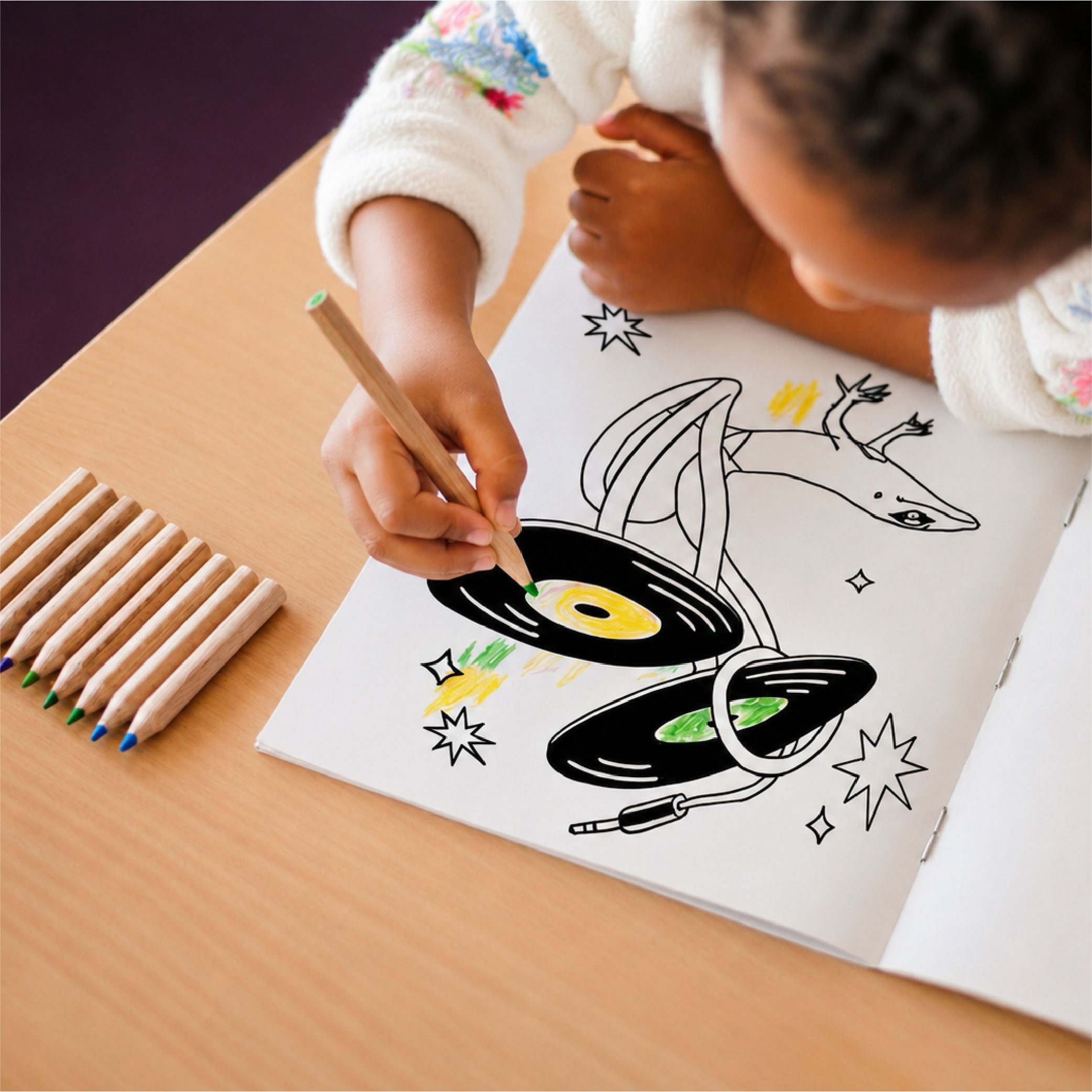 Libro de colorear + Colores